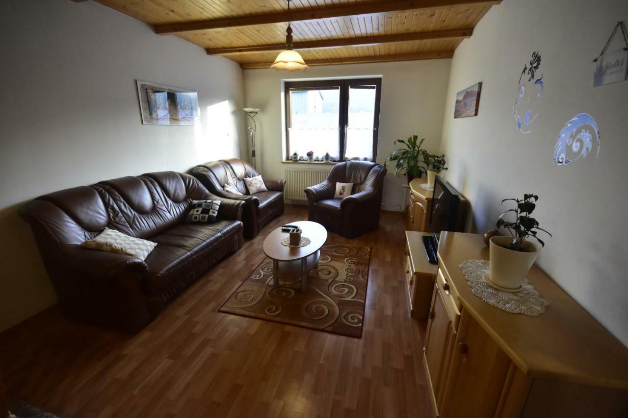 Privat Bea Apartamento Podturen Exterior foto