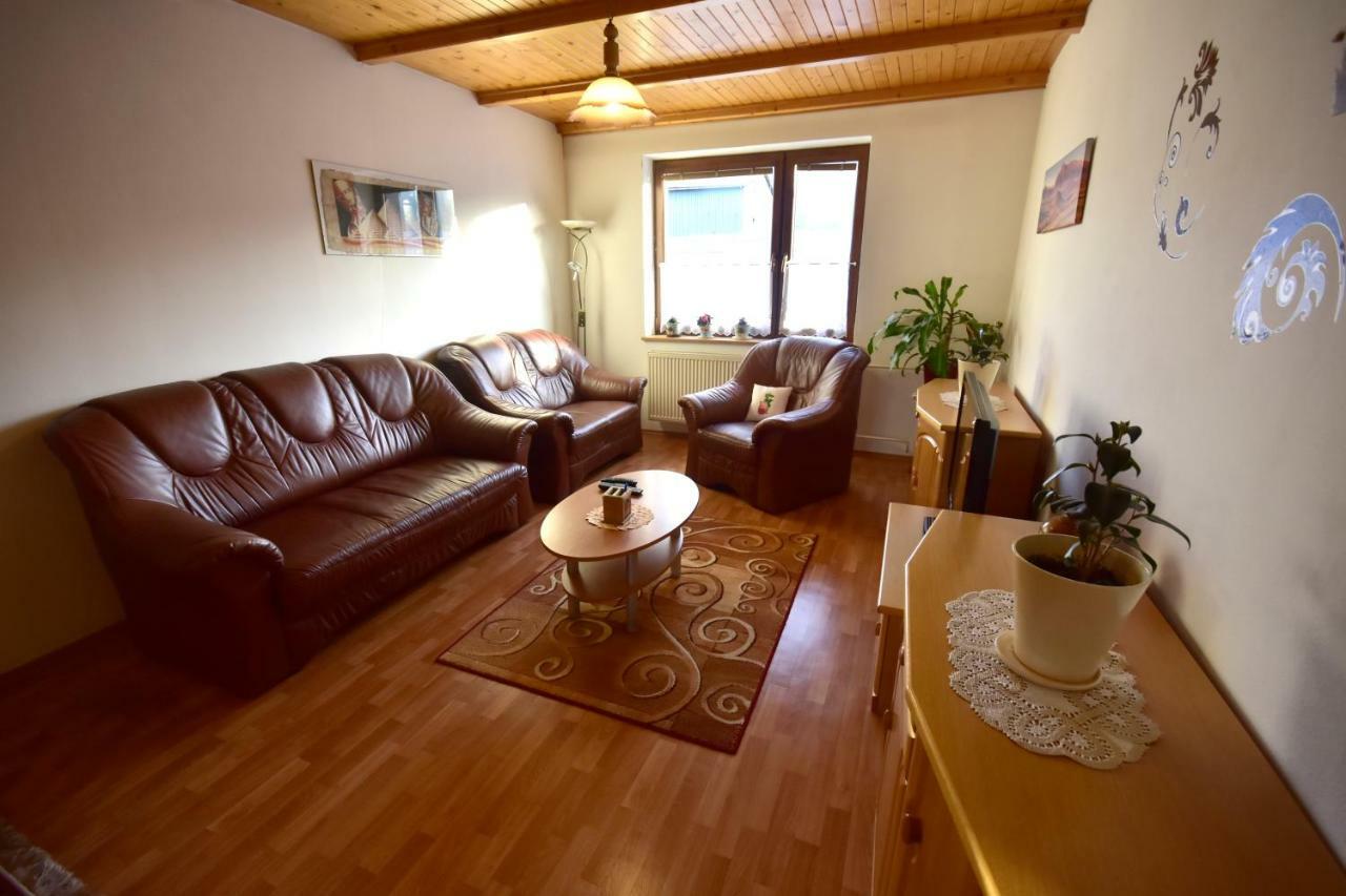 Privat Bea Apartamento Podturen Exterior foto